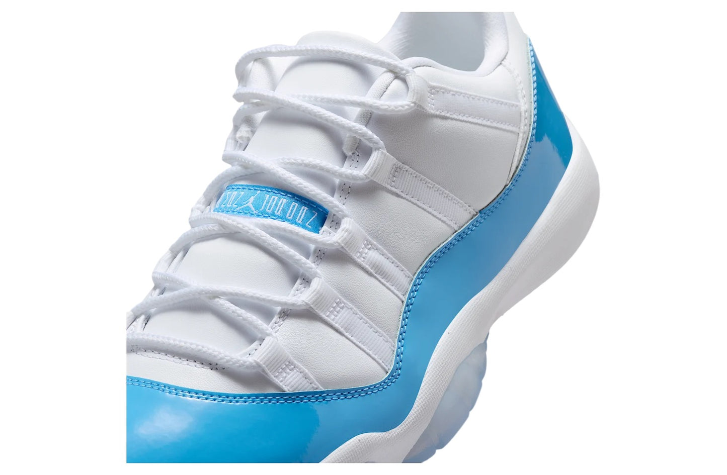 Air Jordan 11 Low White / University Blue