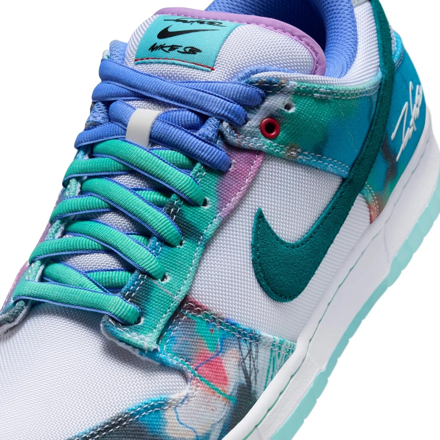 Futura Laboratories x Nike SB Dunk Low
