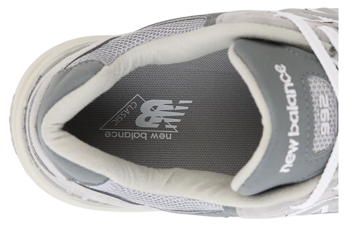New Balance 992 Grey
