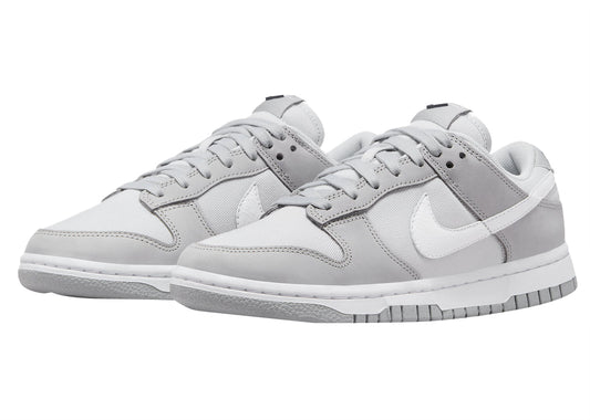 Nike Dunk Low Light Smoke Grey (WMNS)