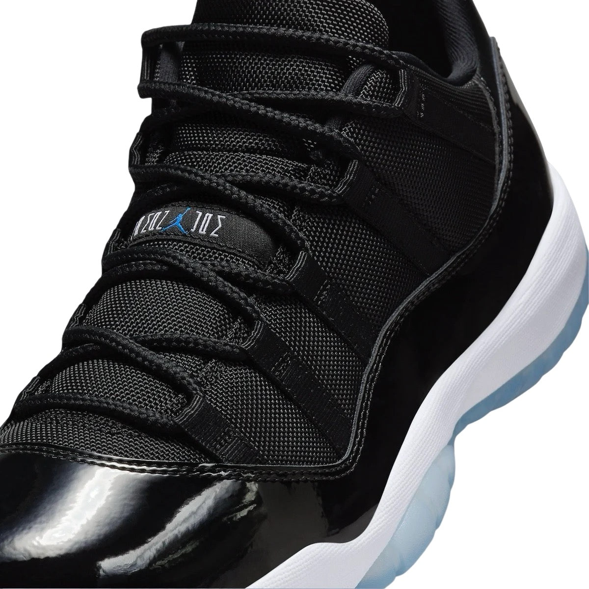 Air Jordan 11 Low Space Jam
