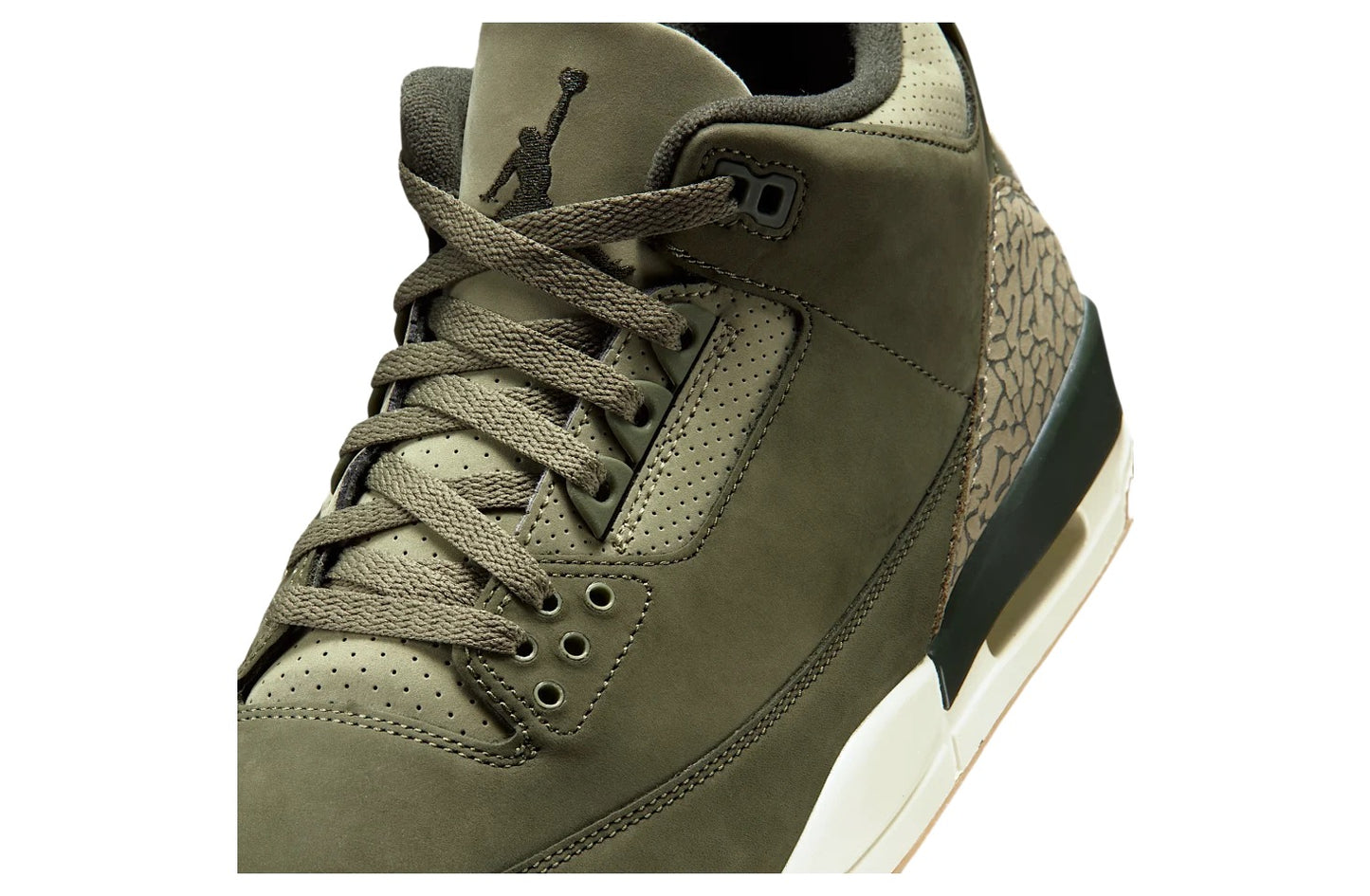 Air Jordan 3 Medium Olive