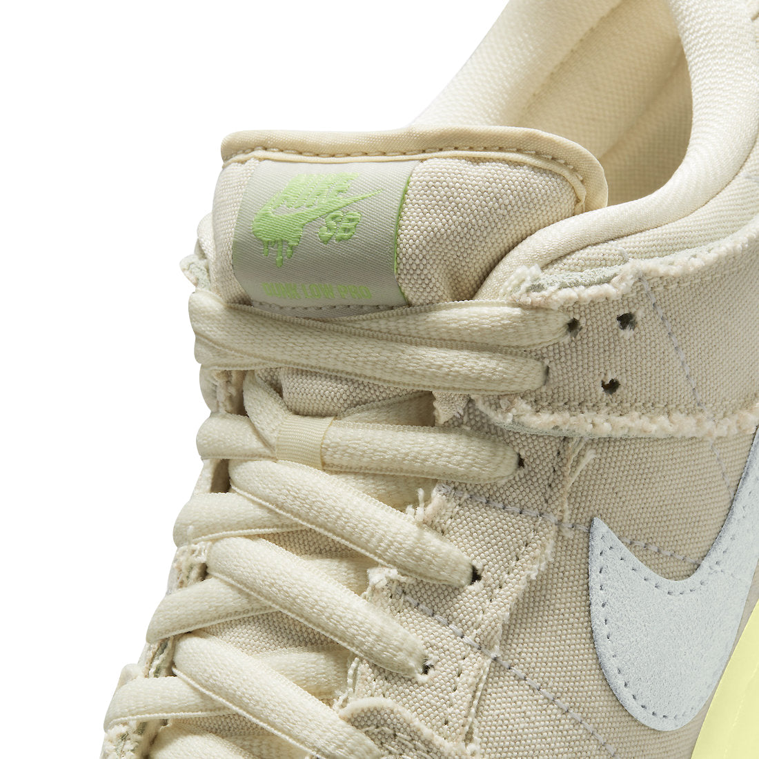 Nike SB Dunk Low Mummy