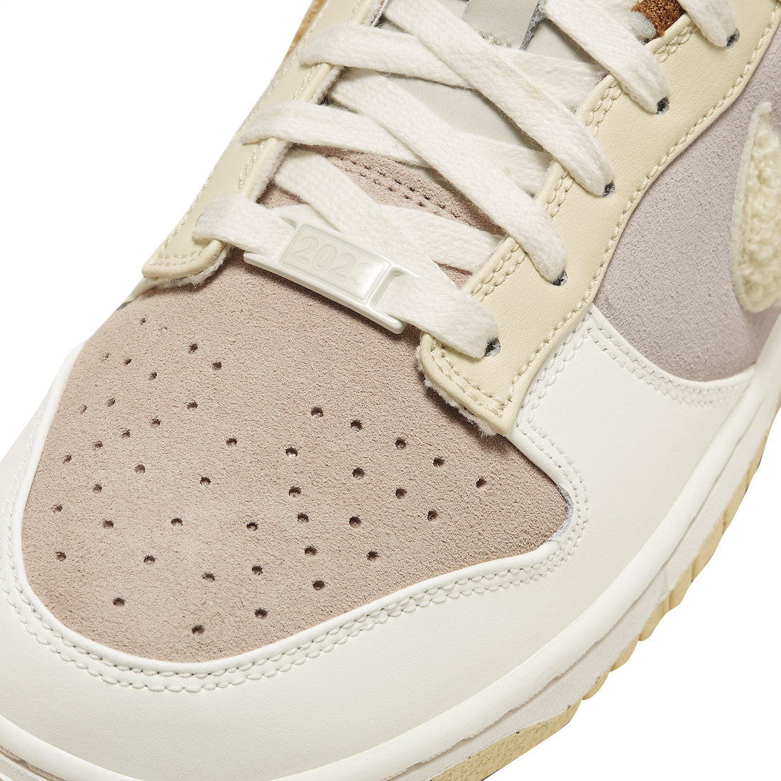 Nike Dunk Low Year Of The Rabbit Brown