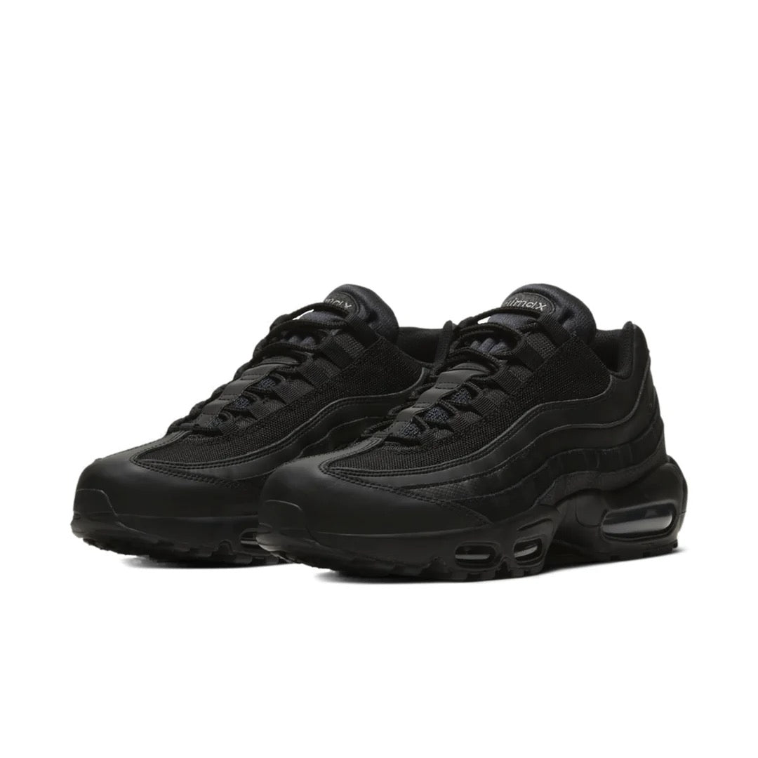 Nike - Air Max 95 Essential 'Triple Black 20/23'