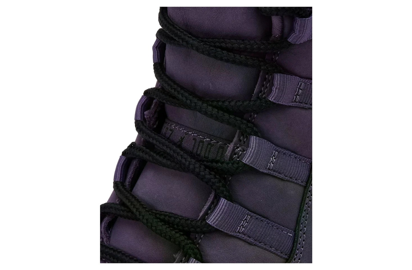 Air Jordan 11 Mojave