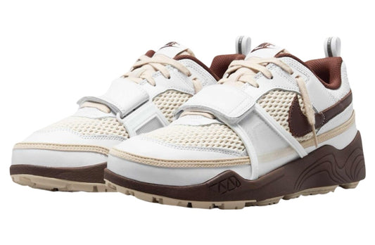 Travis Scott x Nike Zoom Field Jaxx Light Chocolate