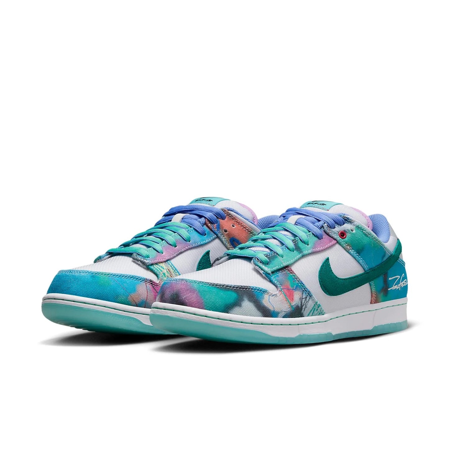 Futura Laboratories x Nike SB Dunk Low