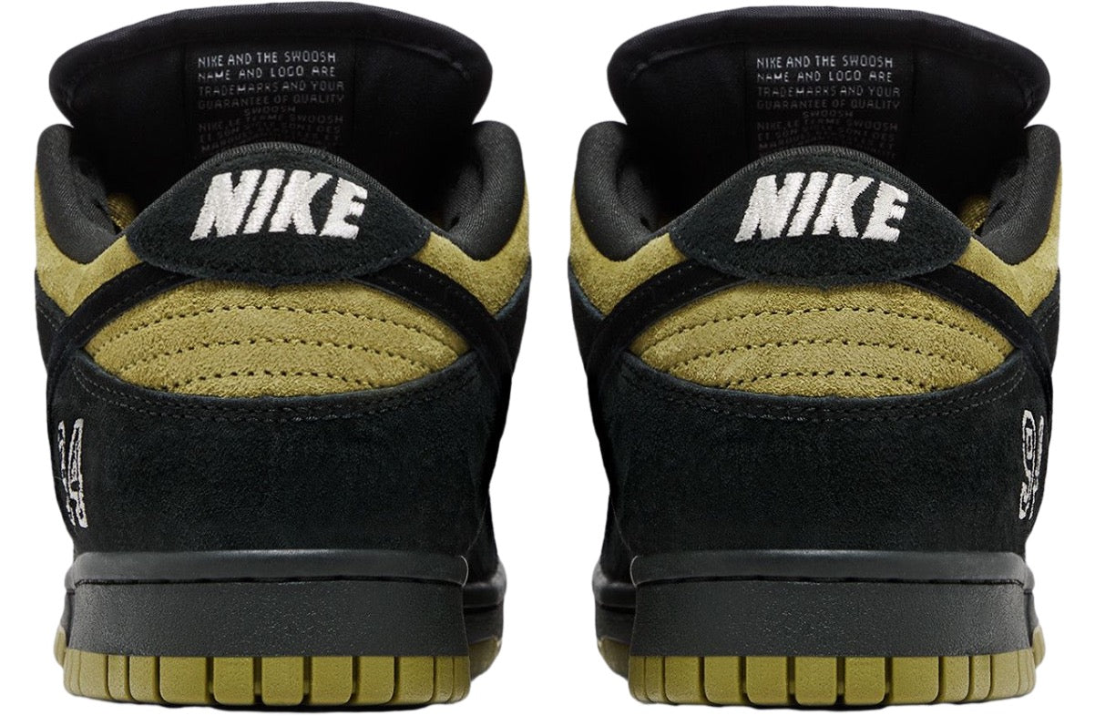 Supreme x Nike SB Dunk Low Camper Green Camper Green / Black