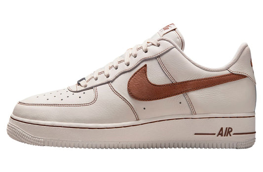 Nike Air Force 1 Low Ivory / Saddle Brown
