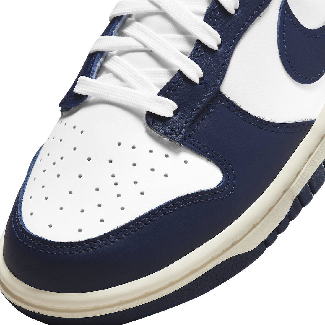 Nike Dunk Low Vintage Navy (WMNS)