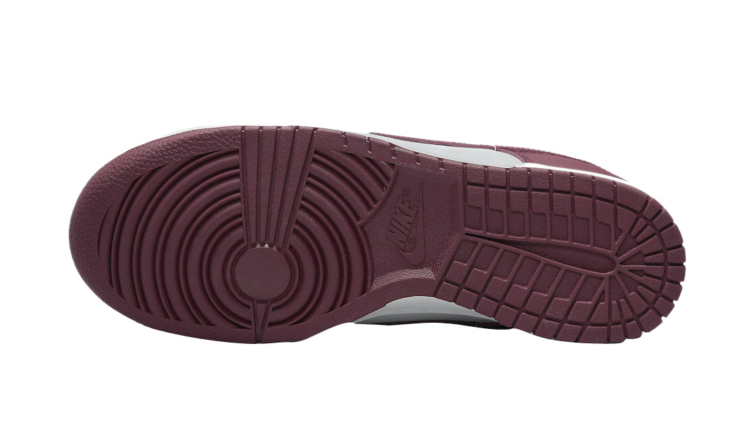 Nike Dunk Low Bordeaux (Dark Beetroot) (WMNS)