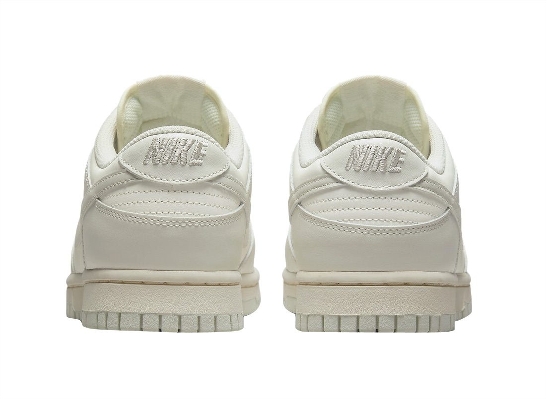 Nike Dunk Low Light Bone (WMNS)